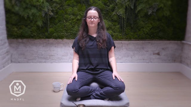 Caroline Contillo – 9 Minute – Mindfulness of Mind and Breath